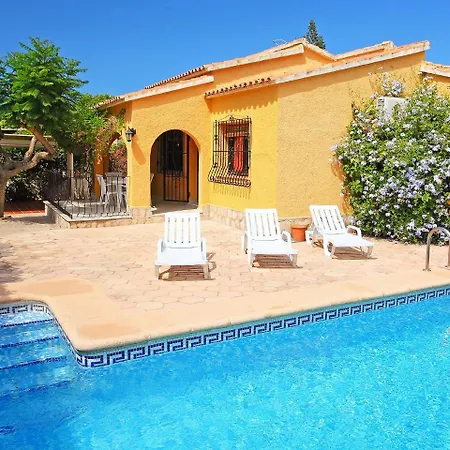 Les Canyes By Interhome Vila